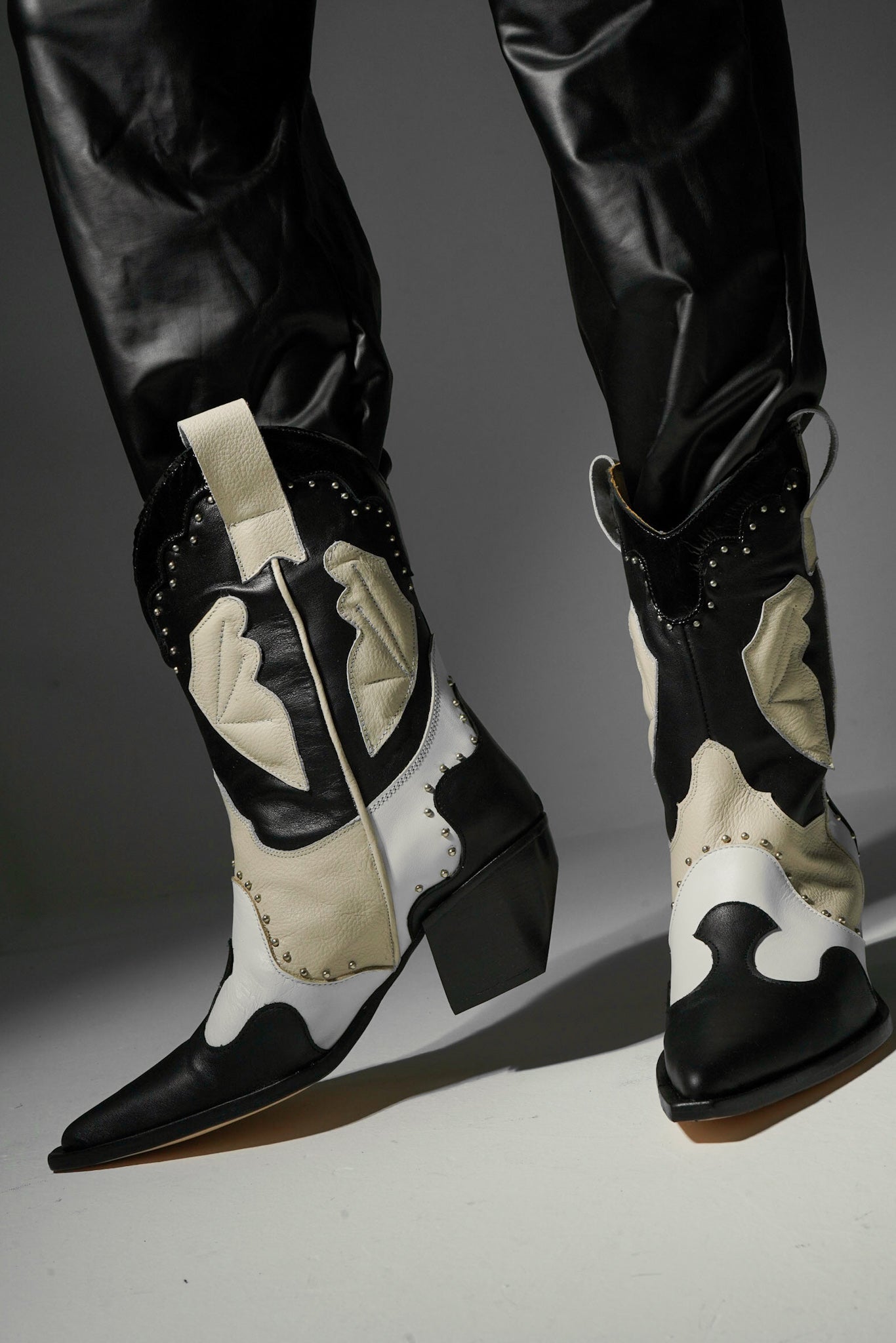 JUNTION NEGRO COMBINADO FW23 52