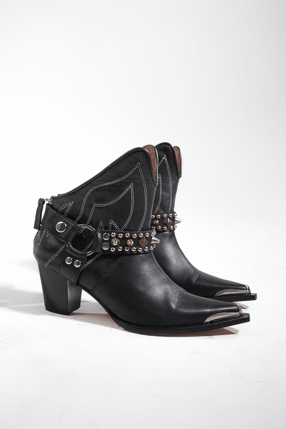 WhatsApp Image 2024-06-14 at 9.27.37 PM (3)