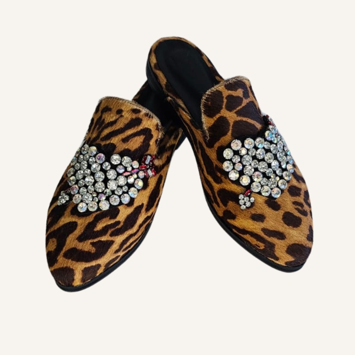 Babucha leopar pelo cristal.