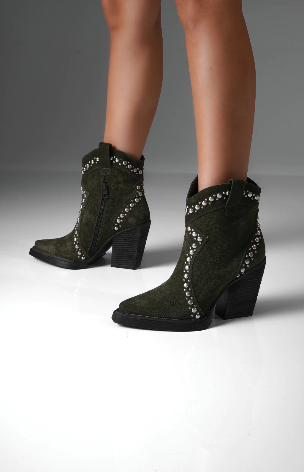 img_3717-c1a08327771dfb584617151837400371-1024-1024