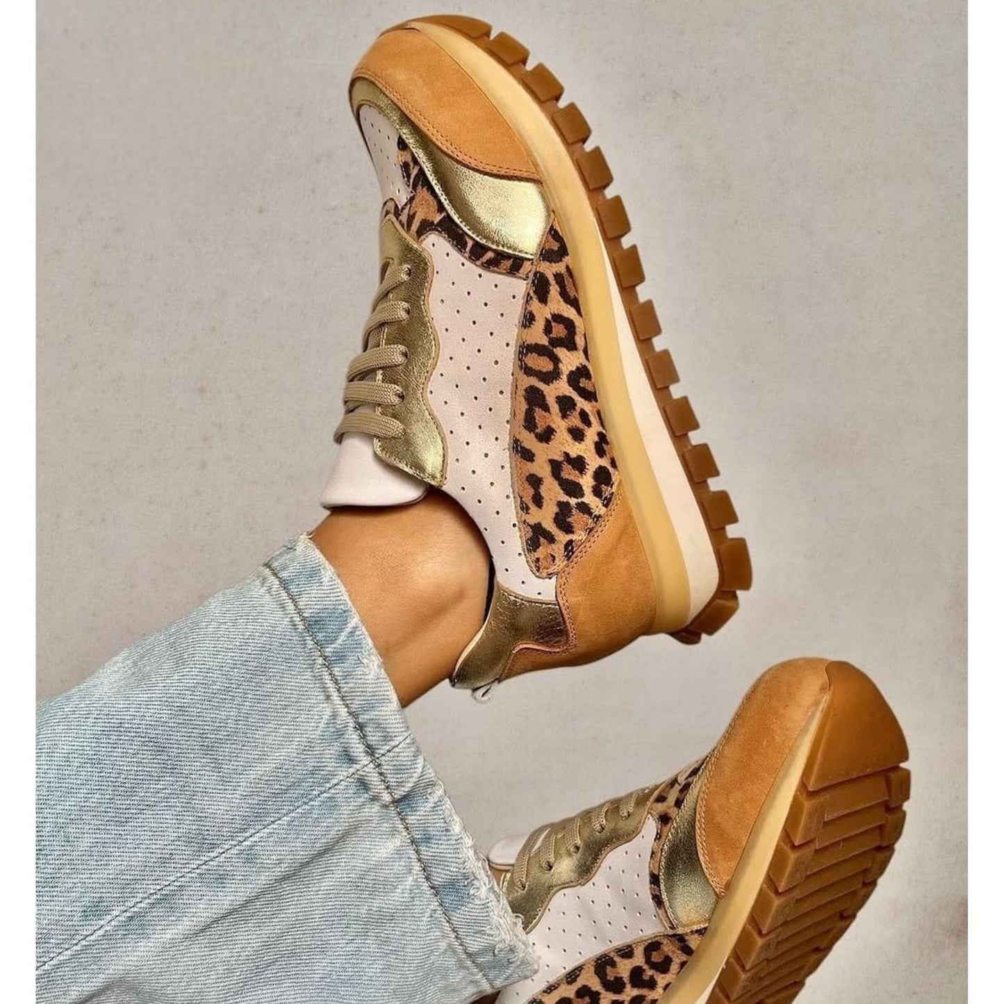 Zapatillas Cari Chita 100% Cuero y Gamuza.