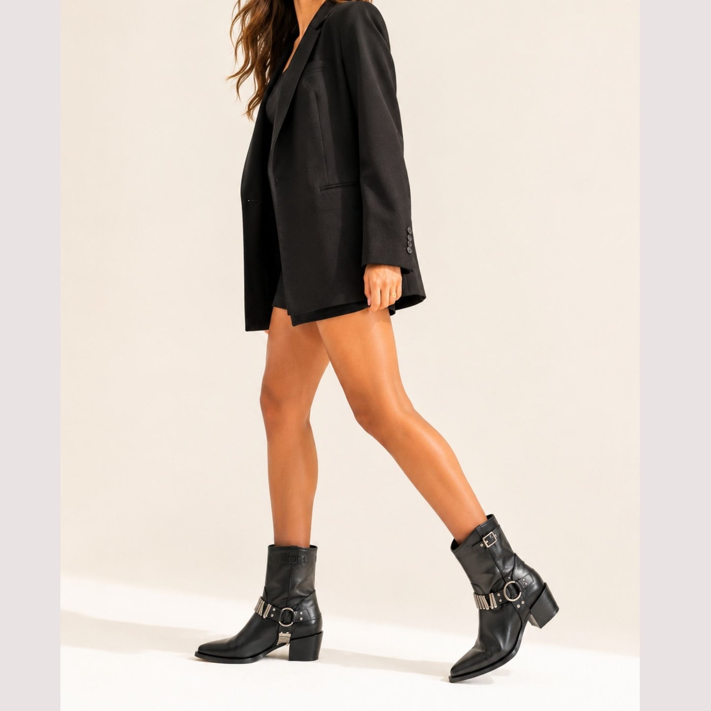 Botin  Avery Black - Cuero Metal