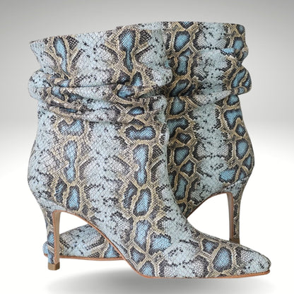 Botín Pitón Celeste Sauvage.