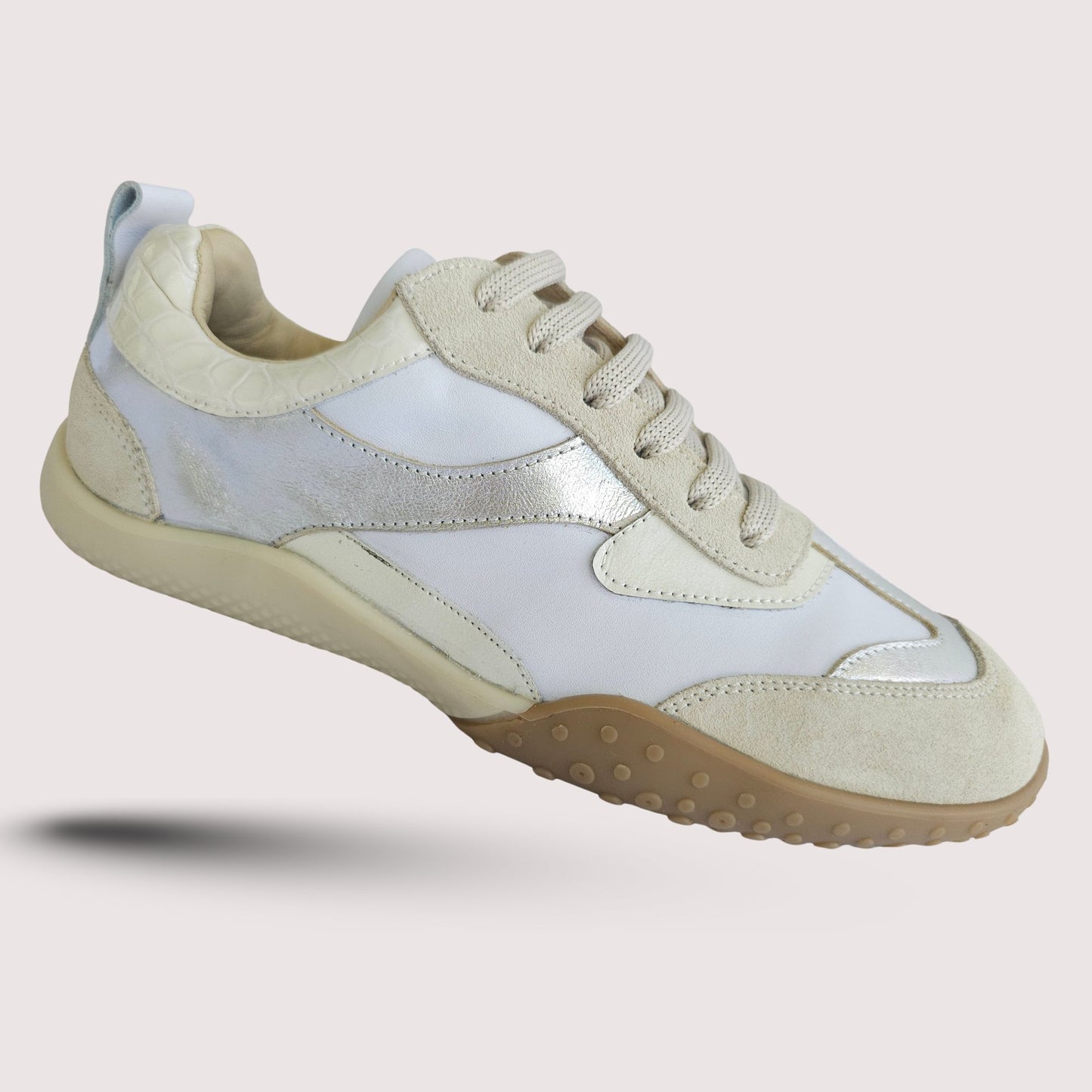 Zapatilla Lumière Alba Croco – Cuero & Gamuza Premium.