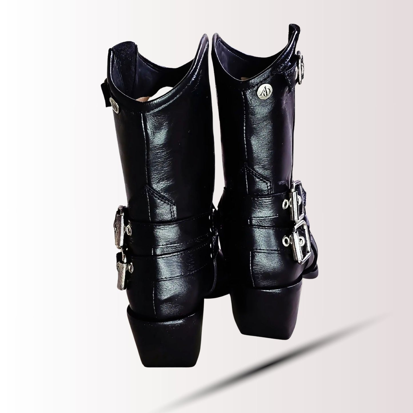 Botin  Avery Black - Cuero Metal