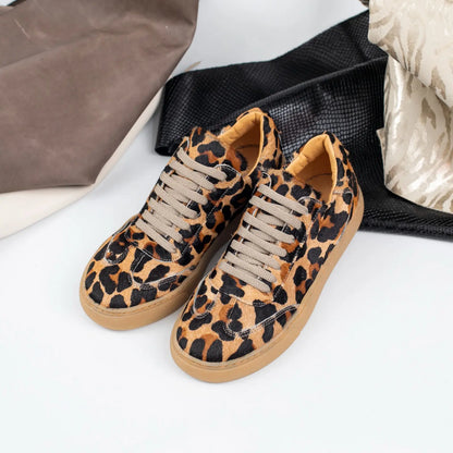 Zapatillas Denis Leopardo cuero Piel.