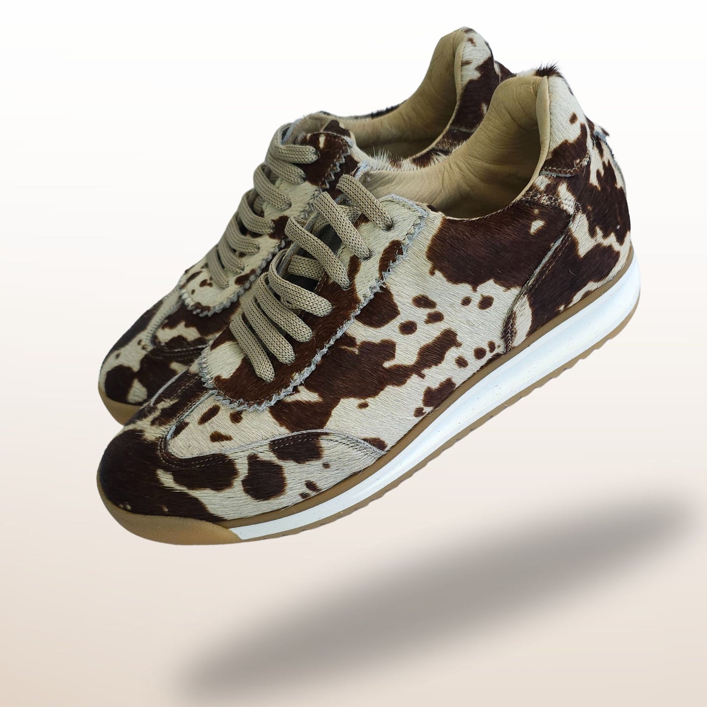 Sneaker Cowluxe Urban