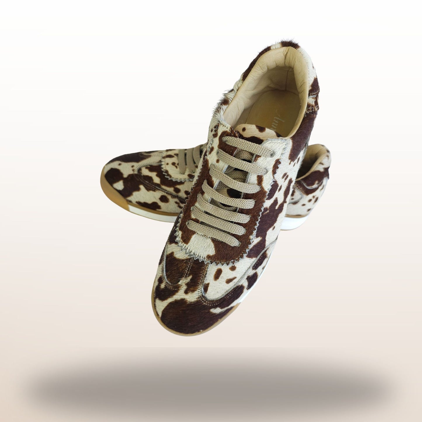 Sneaker Cowluxe Urban